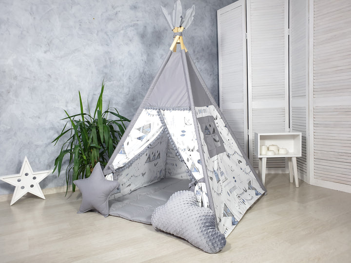 Play tent in neutral colors with mat

 Neutral Kids Teepee Tent with Mat | Christmas Gift for Boys and Girls | Tipi Zelt Kinder | Indoor Play Tent | Scandinavian Playhouse Decor hellolittlefox gray-teepee-tent-for-kids-neutral-print-wigwam-playhouse-indoor-tipi-play-zone-for-boys-girls hellolittlefox.myshopify.com