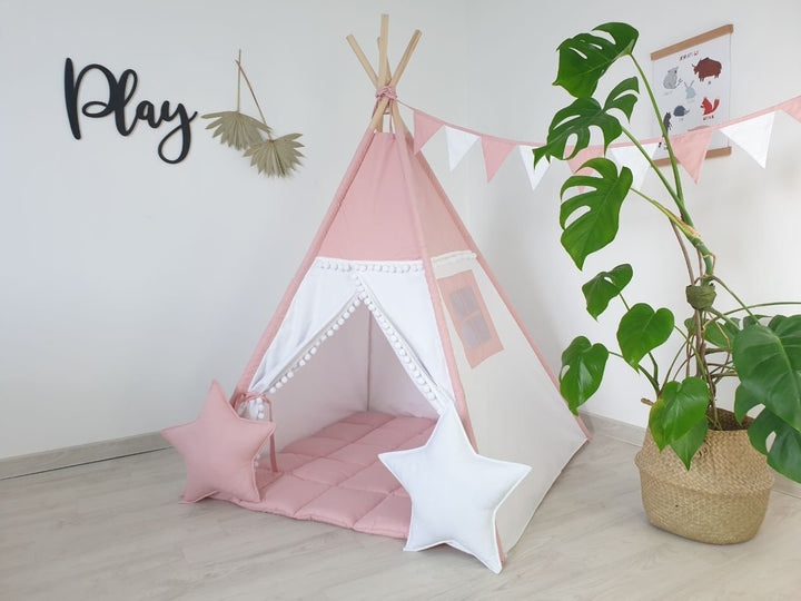 Kids teepee tent in light pink, ideal indoor playhouse and playzone for girls