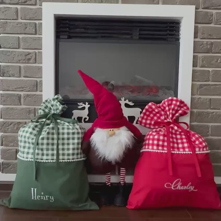 Reusable Christmas gift bag for kids and family gifts