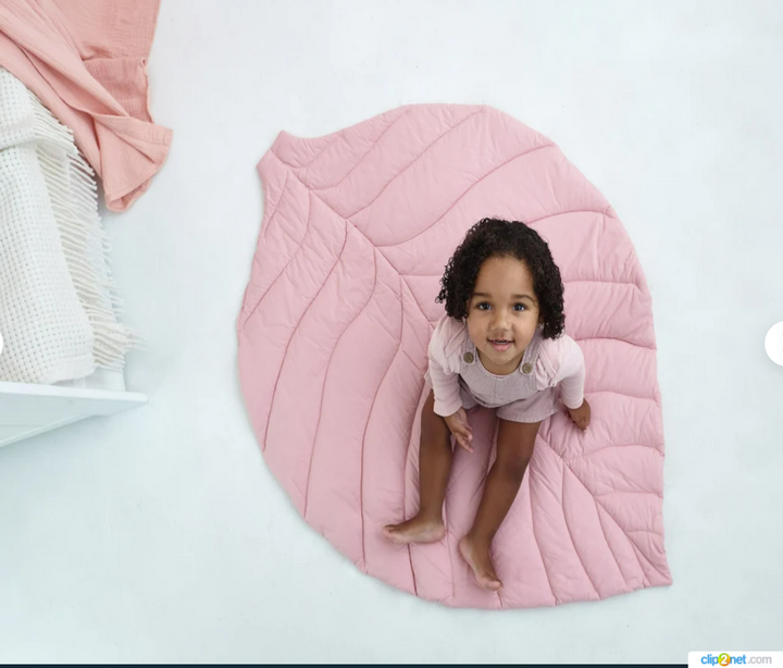 Product image from hellolittlefox - handmade item Pale pink Leaf mat, unique nursery detail for kids hellolittlefox pale-pink-leaf-mat-unique-nursery-detail-for-kids hellolittlefox.myshopify.com