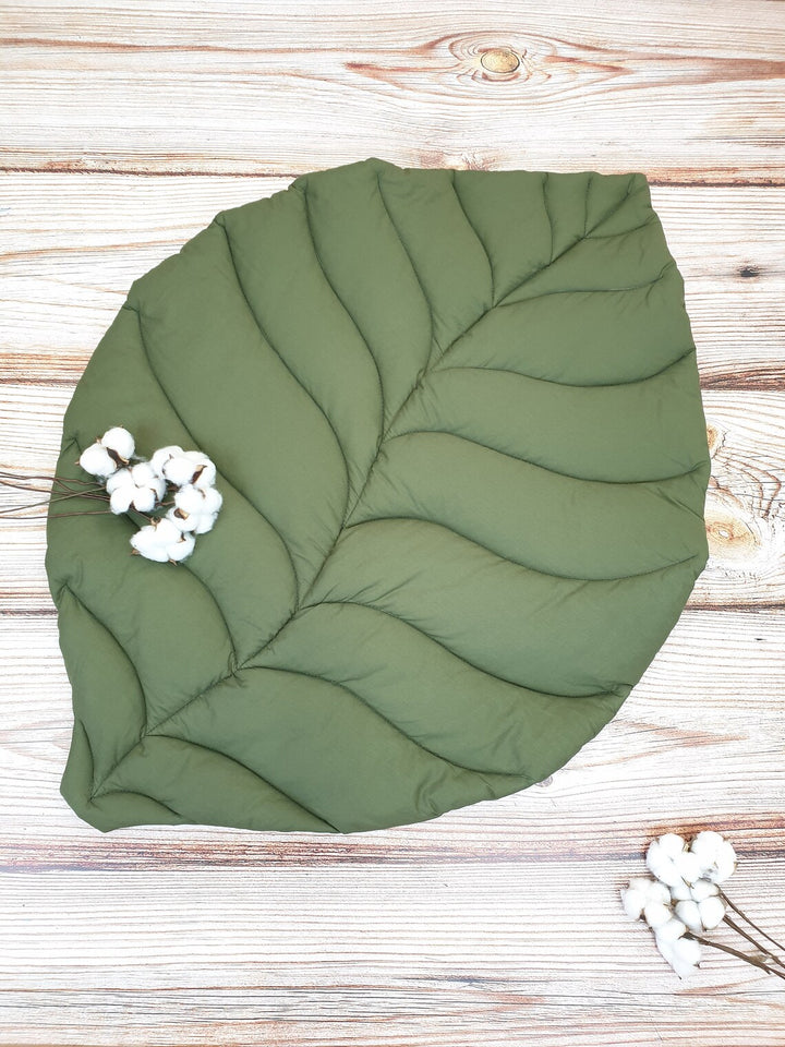 Product image from hellolittlefox - handmade item Dark natural green Leaf mat, unique nursery detail for kids hellolittlefox dark-natural-green-leaf-mat-unique-nursery-detail-for-kids hellolittlefox.myshopify.com