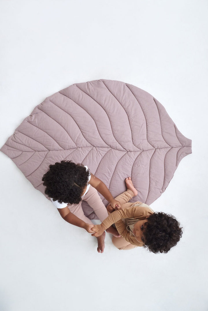 Product image from hellolittlefox - handmade item Dusty brown Leaf mat, unique nursery detail for kids hellolittlefox leaf-mat-unique-nursery-detail-for-kids hellolittlefox.myshopify.com Dusty brown Leaf mat, unique nursery detail for kids hellolittlefox leaf-mat-unique-nursery-detail-for-kids hellolittlefox.myshopify.com
